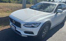 2022 Volvo V90 Cross Country B6