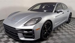 2026 Porsche Panamera GTS