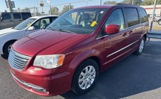 2013 Chrysler Town and Country Touring