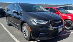 2023 Chrysler Pacifica Hybrid Limited
