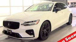 2024 Volvo S60 B5 Plus Black Edition