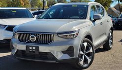2024 Volvo XC40 XC40 Core, B5 AWD Gas (mild hybrid), Gasoline, Bright