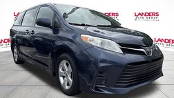 2018 Toyota Sienna LE
