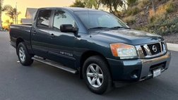 2014 Nissan Titan SV