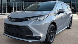 2025 Toyota Sienna Woodland Edition