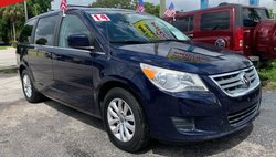 2014 Volkswagen Routan SE