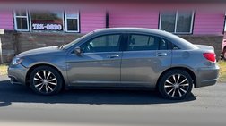 2013 Chrysler 200 Limited
