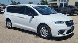 2024 Chrysler Pacifica Touring