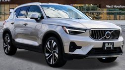 2024 Volvo XC40 B5 Ultimate Bright Theme