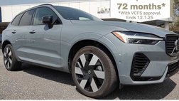 2024 Volvo XC60 Recharge T8 Ultimate Dark Theme