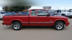 2001 Chevrolet S-10 LS