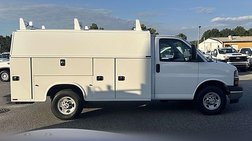 2025 Chevrolet Express 3500