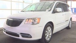 2015 Chrysler Town and Country Limited Platinum