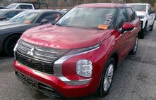 2022 Mitsubishi Outlander ES