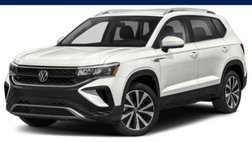 2024 Volkswagen Taos SE 4Motion