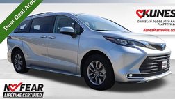 2024 Toyota Sienna XLE