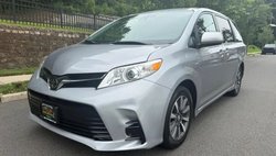 2018 Toyota Sienna LE 7-Passenger