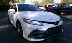 2022 Toyota Camry Hybrid XLE