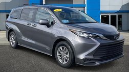 2021 Toyota Sienna LE 8-Passenger