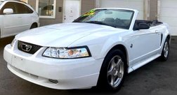 2004 Ford Mustang Deluxe