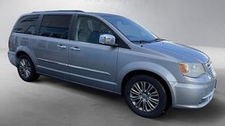 2014 Chrysler Town and Country Touring-L