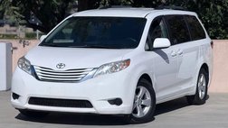 2017 Toyota Sienna LE