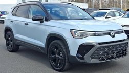 2025 Volkswagen Taos SE Black 4Motion