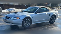 2004 Ford Mustang Deluxe