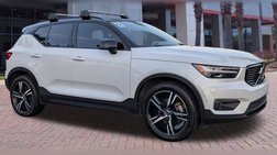 2022 Volvo XC40 T5 R-Design