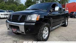2004 Nissan Titan LE