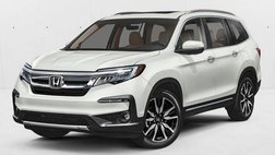 2021 Honda Pilot Touring w/Rear Captain's Chairs