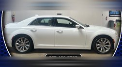 2019 Chrysler 300 Touring L