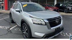 2023 Nissan Pathfinder Platinum
