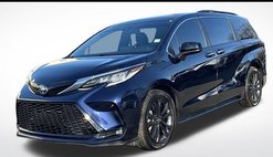 2022 Toyota Sienna XSE 7-Passenger
