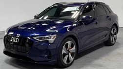 2022 Audi e-tron quattro Premium Plus