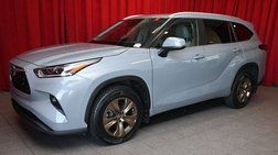 2023 Toyota Highlander Hybrid Bronze Edition