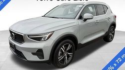 2025 Volvo XC40 B5 Core Bright Theme