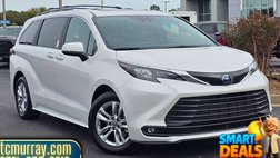 2025 Toyota Sienna XLE 7-Passenger