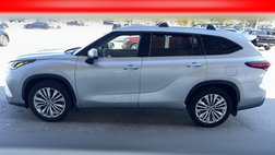 2023 Toyota Highlander Hybrid Platinum