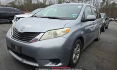 2011 Toyota Sienna LE