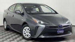 2019 Toyota Prius LE