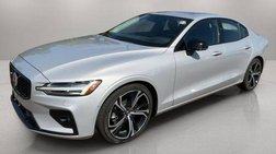 2024 Volvo S60 B5 Ultimate Dark Theme