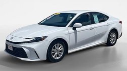 2025 Toyota Camry LE FWD