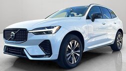 2025 Volvo XC60 B5 Core Dark Theme