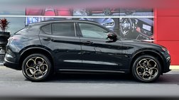 2025 Alfa Romeo Stelvio Intensa
