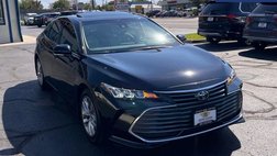 2022 Toyota Avalon Hybrid XLE