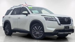 2023 Nissan Pathfinder SL
