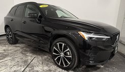 2025 Volvo XC60 B5 Plus Dark Theme