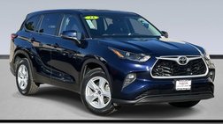 2023 Toyota Highlander LE