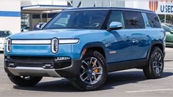 2023 Rivian R1S Adventure